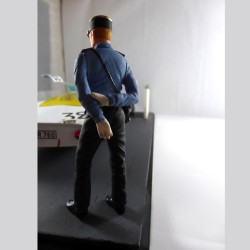 Figurine gendarme année 60