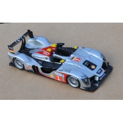 1:24 Audi R15 Le Mans 2009 kit maquette Profil 24