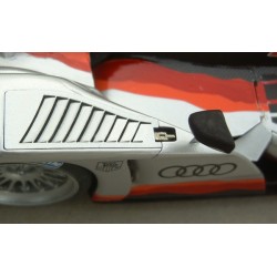 1/24 Audi R15 Plus Le Mans 2010 kit maquette Profil 24