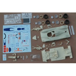 1:24 Lola Aston Martin Le Mans 2009 model kit car