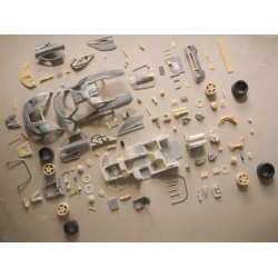 1/24 kit Mc Laren F1 GTR Uneo n°59 Le Mans 1995 model kit car Profil 24