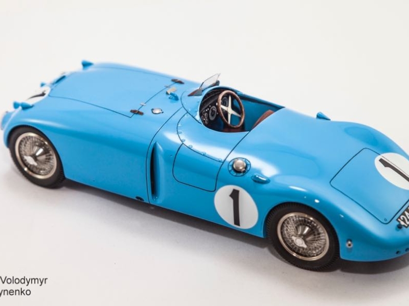 Bugatti Tank Le Mans 1939 par Volodymir Lytvynenko, Ukraine - Maquette 1/24 Prof
