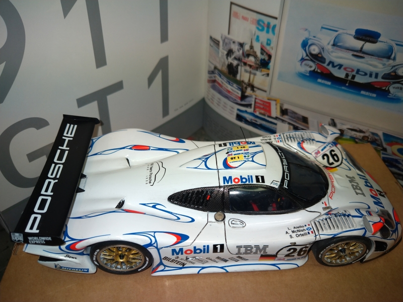 1/24 Porsche GT1 Mobil 1 Le Mans 1998 par Michel Lafite, France, maquette Profil