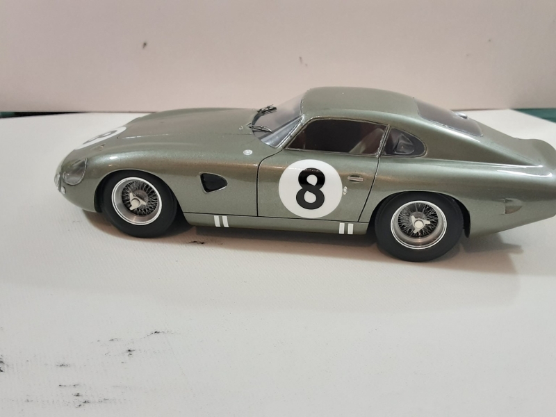 1/24 Aston Martin DP214 Le Mans 1963, par Mr Hartford, maquette Profil 24