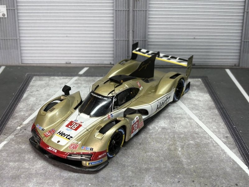 1/24 Porsche 963 Hertz Le Mans 2024 par Simon Shorey, UK, maquette Profil24